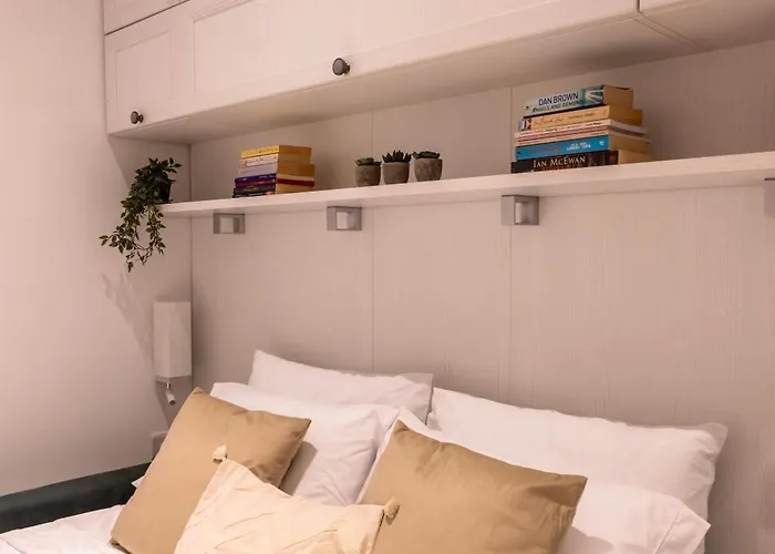 Brand New! Boutique Style * Valletta