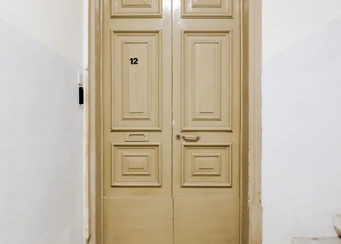 Brand New! Boutique Style Valletta